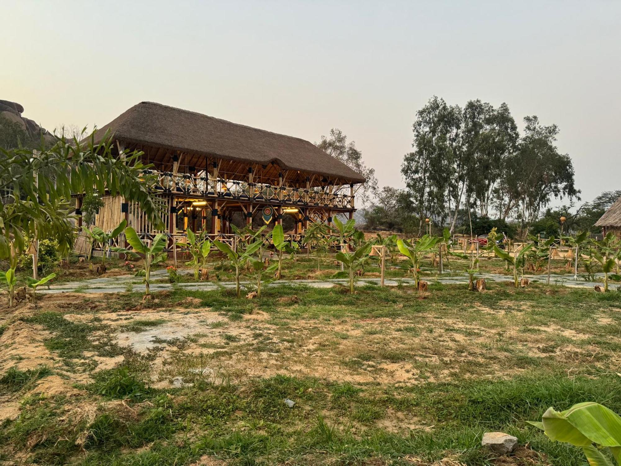 Hill Stone View Hampi Hotell Exteriör bild